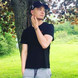 Meet your Posher, Zackariah